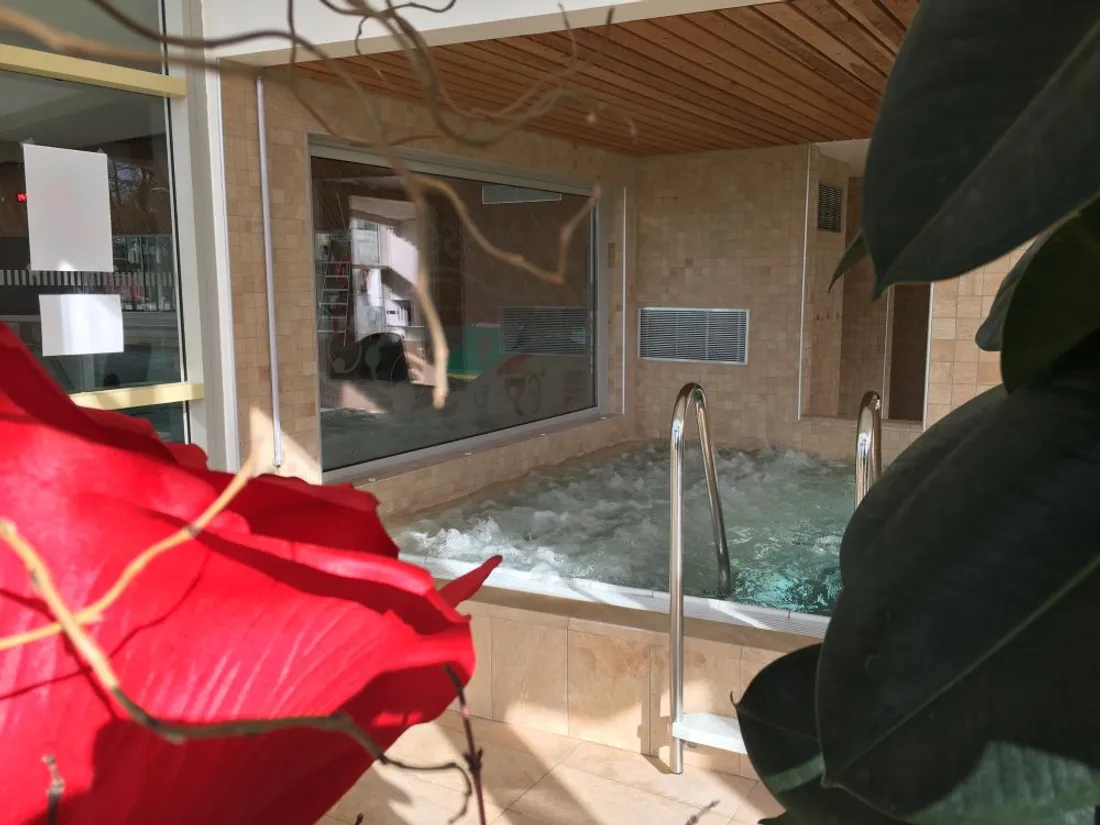 St-Valentin Piscine Craon_11 02 22_AVC